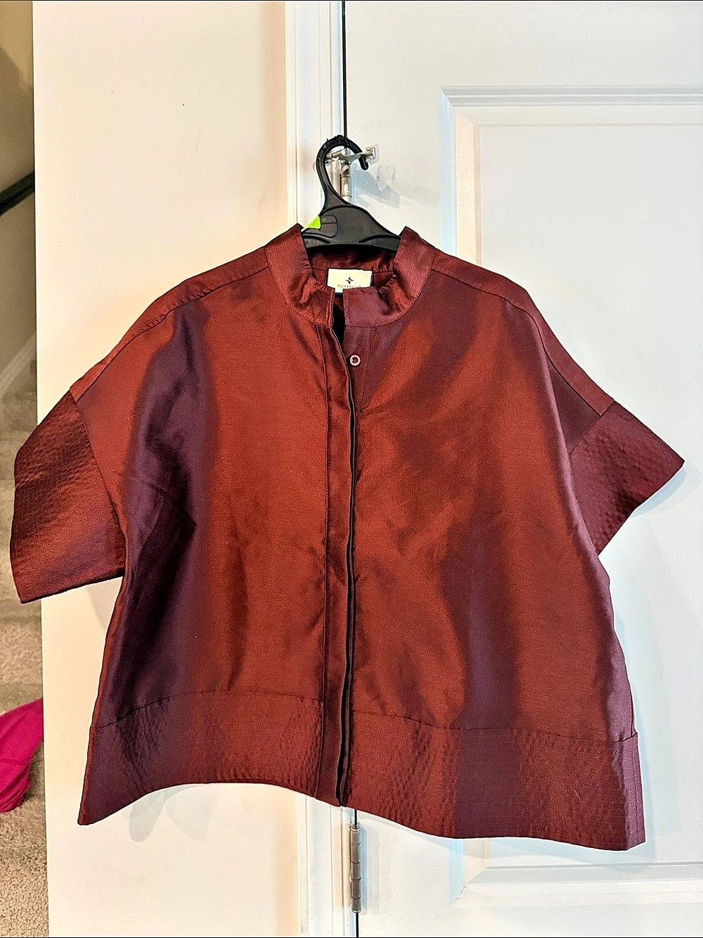 TuckerNuck Short Sleeve Utility Jacket Burgundy Medium - Picture 3 of 7